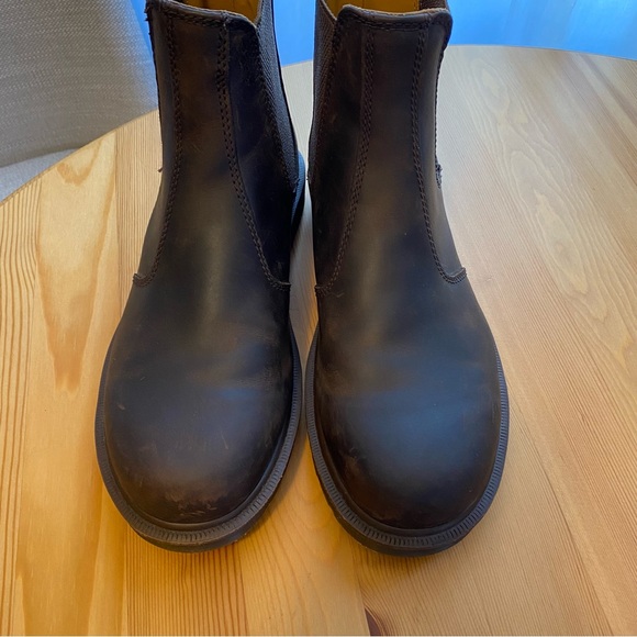 Dr. Martens 2976 Crazy Horse Leather Chelsea Boot, Size 9 - Picture 6 of 11